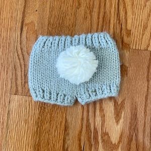 Bunny tail knit infant shorts
